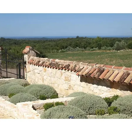 Villa Ema
